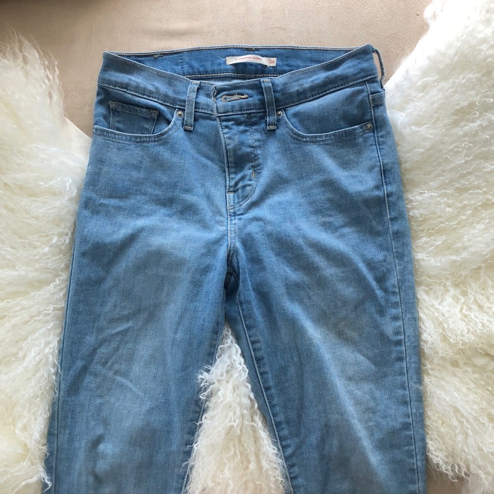 Levi shaping skinny jeans